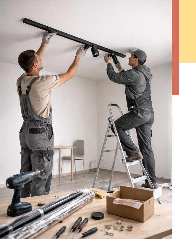 Установка трековых светильников в натяжной потолок в Белогорске от 4285 руб. | ОТДЕЛОЧНИК-Бгк